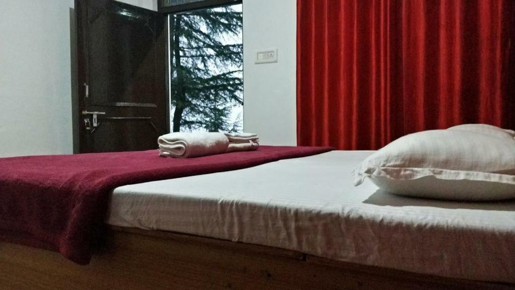 Mochila Youth Hostel Mcleod Ganj Dharamshala Exterior photo